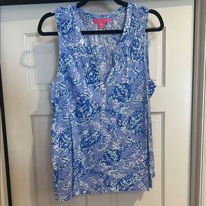 Lilly Pulitzer Blue and White Patterned Knit Top